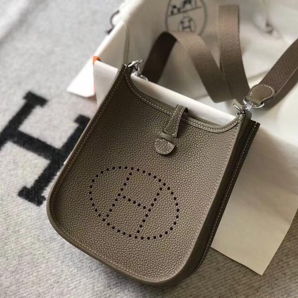 Hermes Evelyne Bag 🤎 - Picture 3 of 5